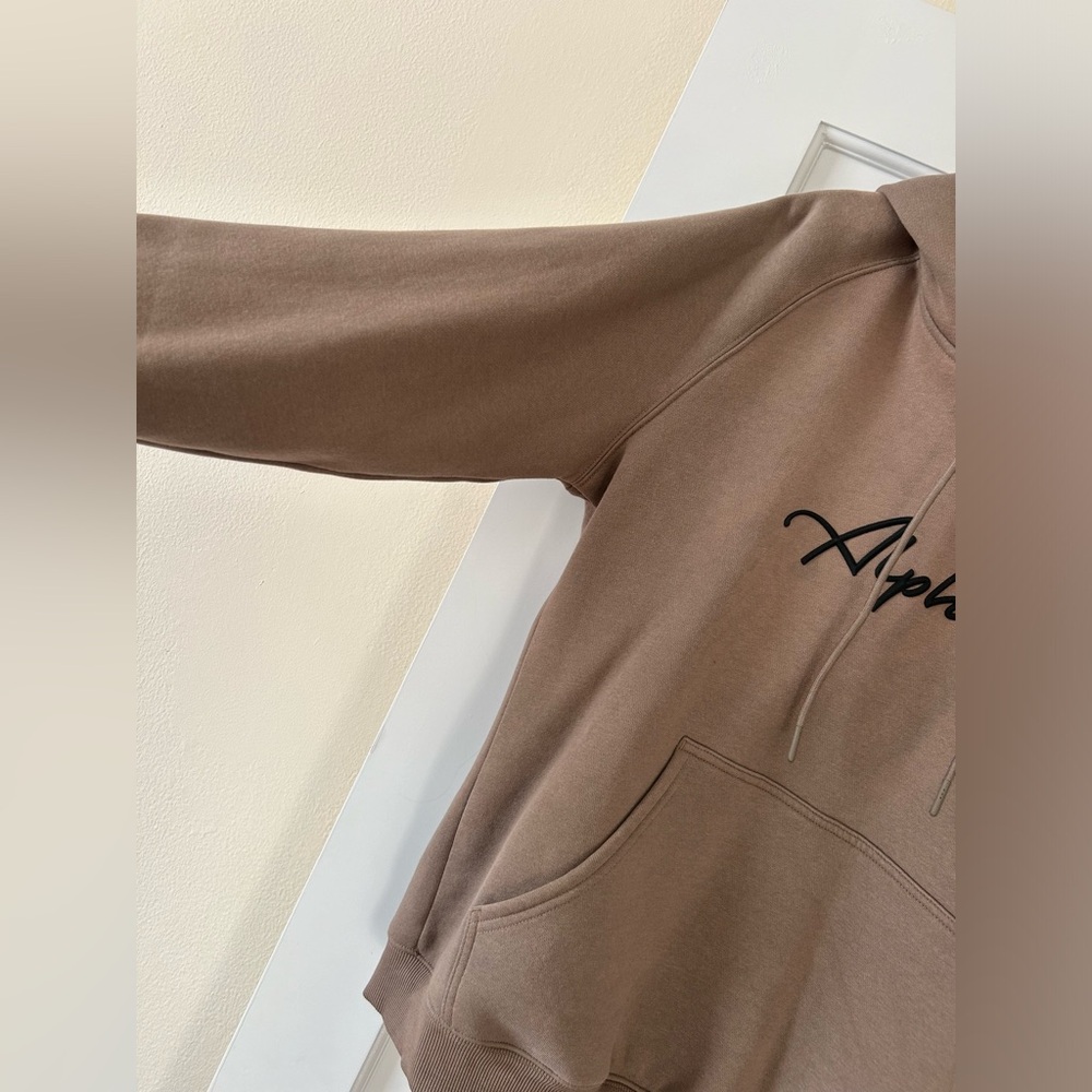 Alphalete Signature Performance Hoodie - Picture 6 of 9